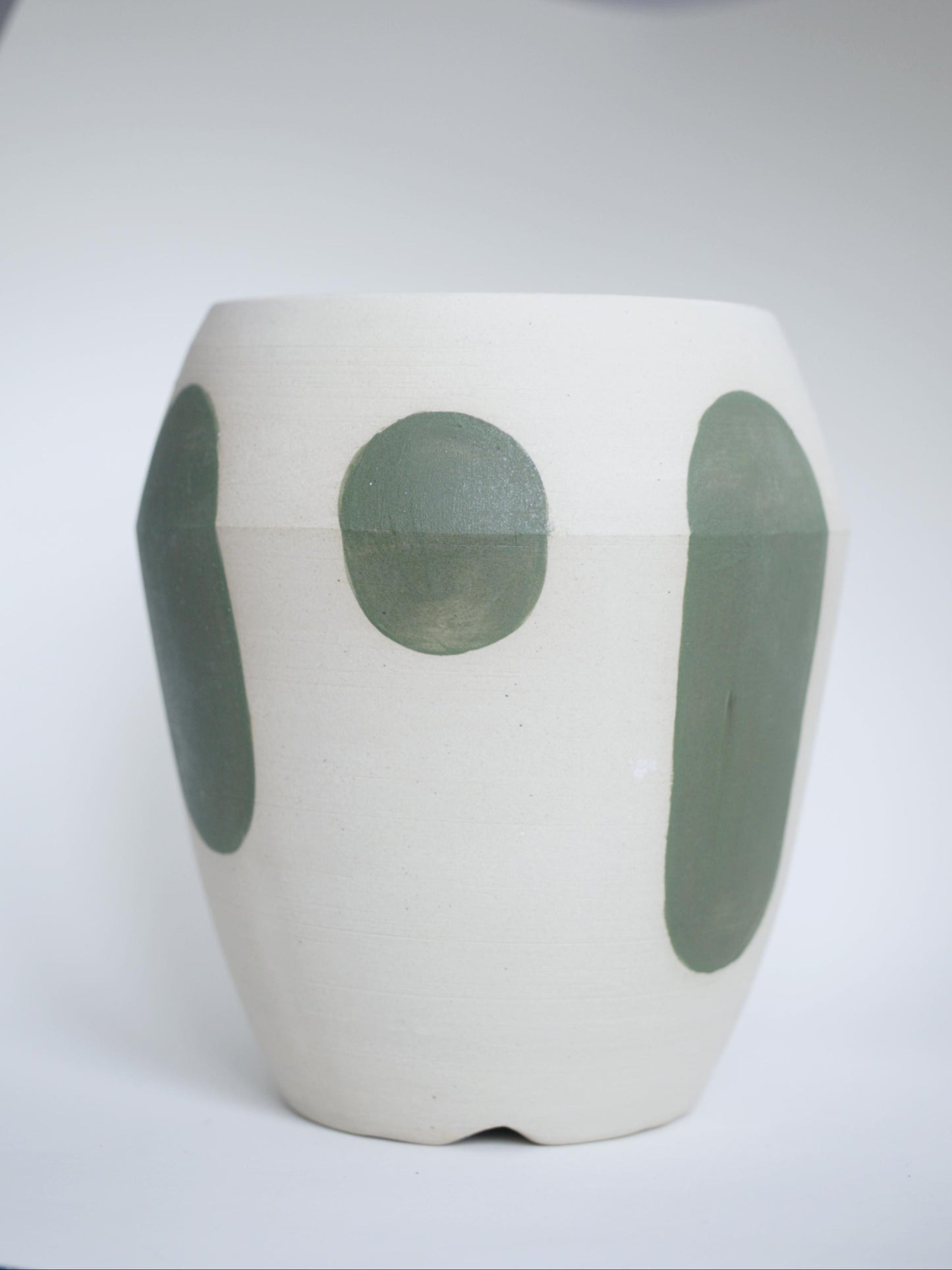 Vase - green shapes