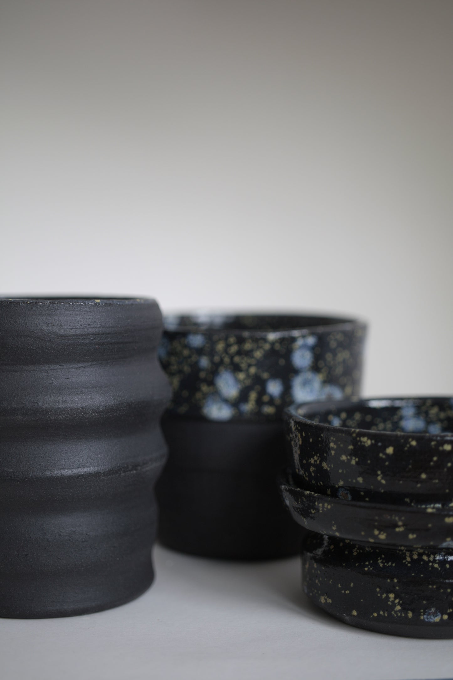 Black wavie cup