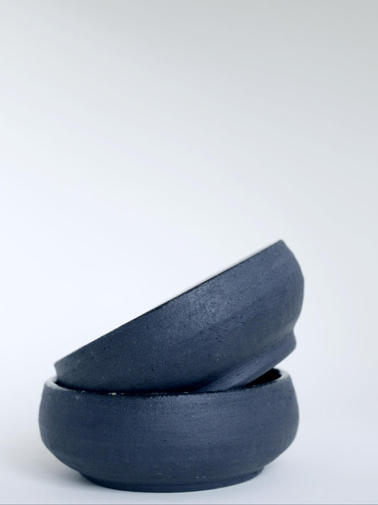 Black serving bowl - tiny